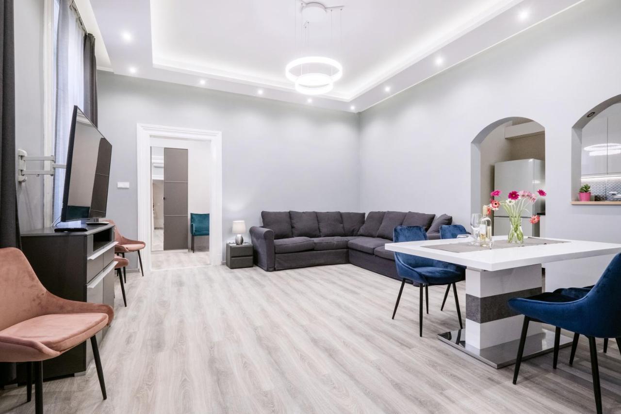 Prime Star Deak Ter Modern Luxury Apartments Budapest Exteriör bild